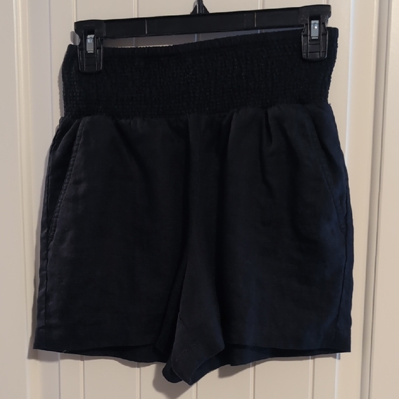 crown & ivy Pants - Crown & Ivy Black Smocked-Waist Women’s Shorts